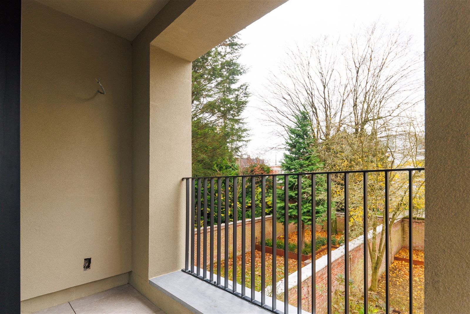 PULHOF: hoogstaand afgwerkt 2 slpk appt. met 2 buiten ruimtes  foto 13