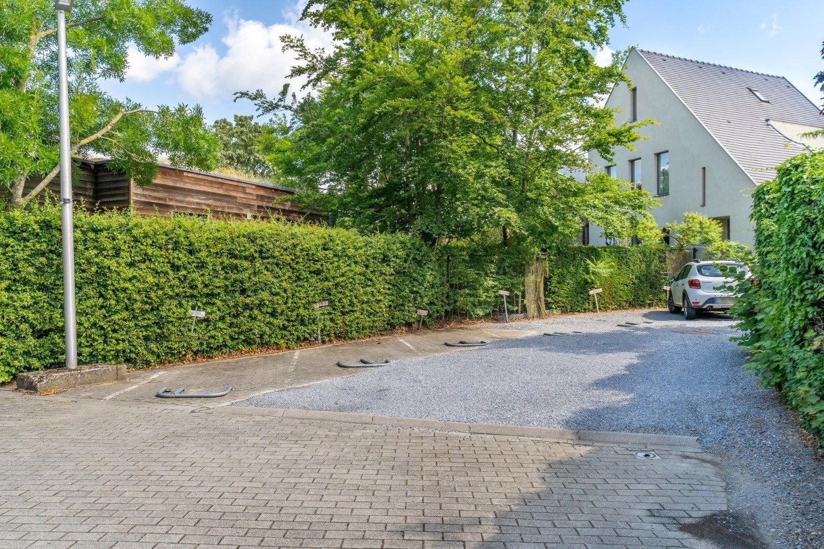 Gezellig 1-slaapkamer appartement in hartje Bilzen foto 23