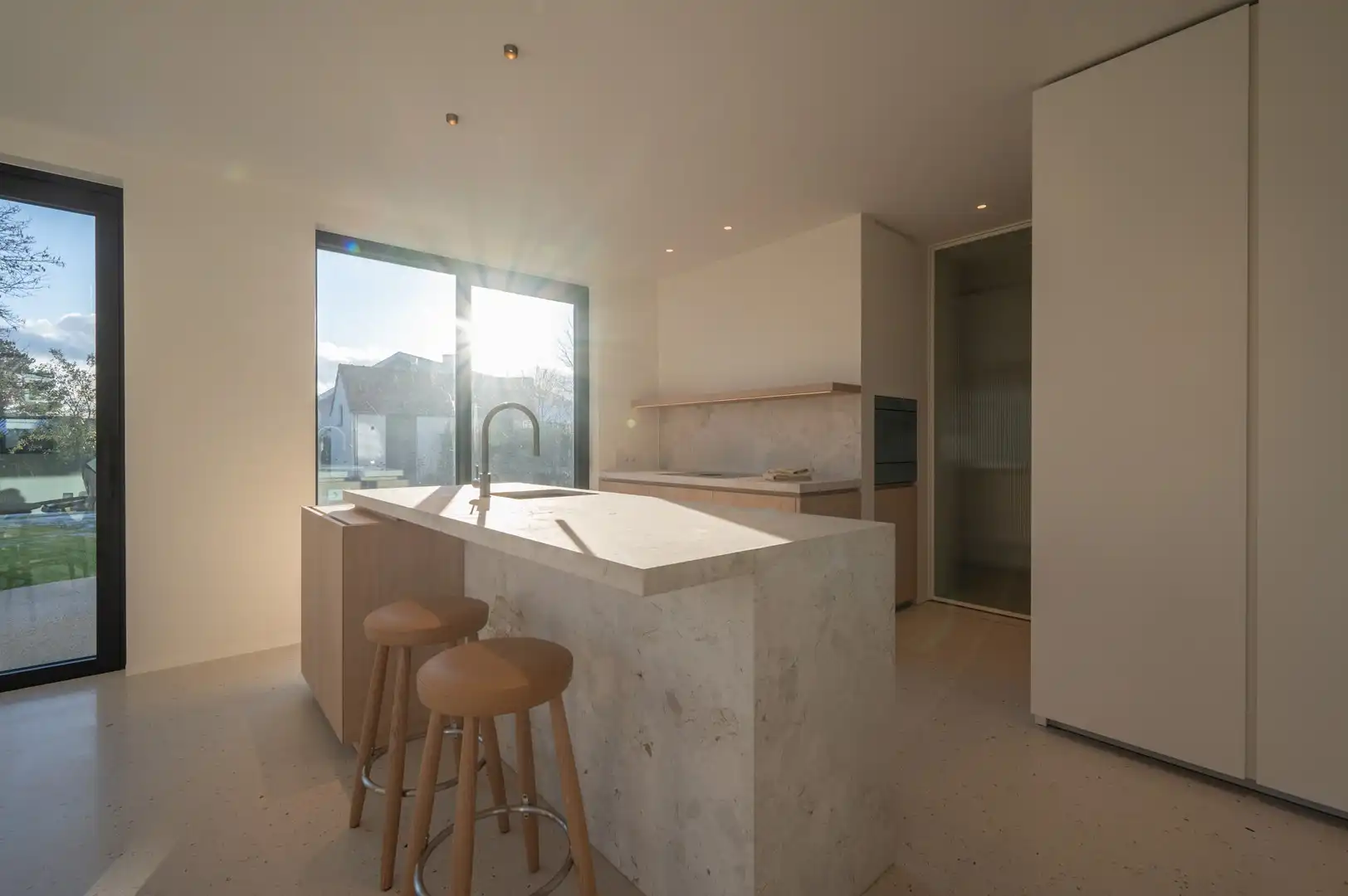 Instapklare nieuwbouwvilla met 5 slaapkamers en zuidgerichte tuin foto 13