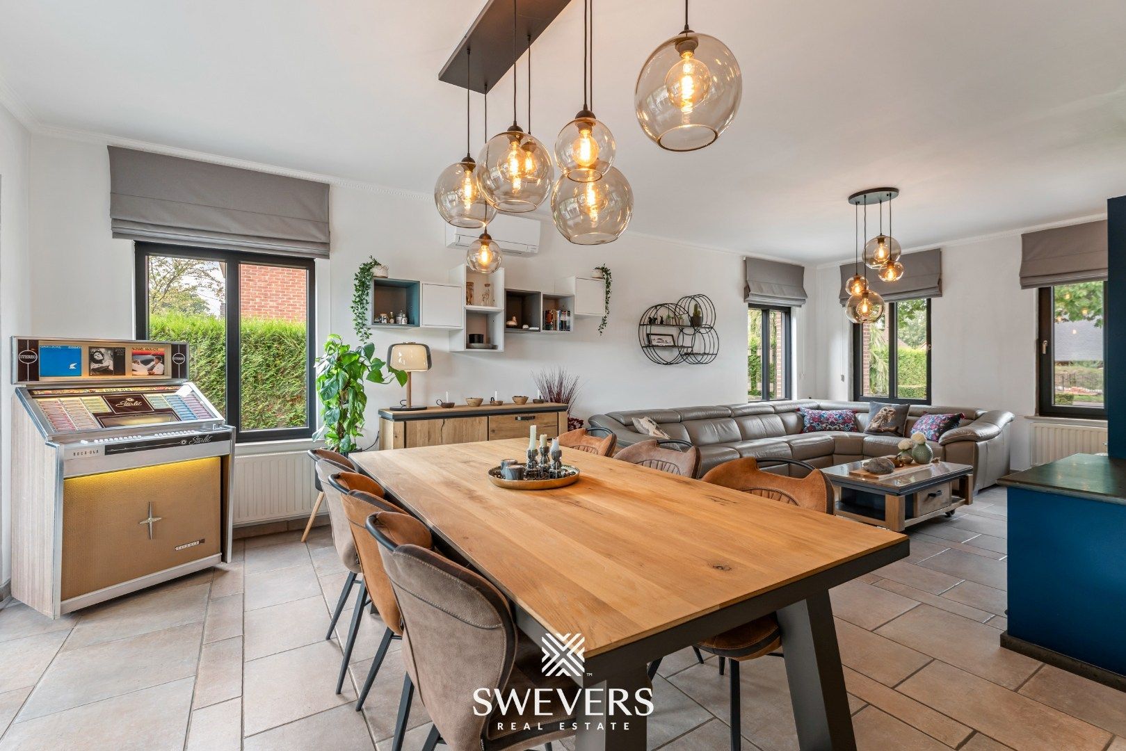 Landelijke vrijstaande woning met ruime slaapkamers, zonnig terras en tuin foto 10