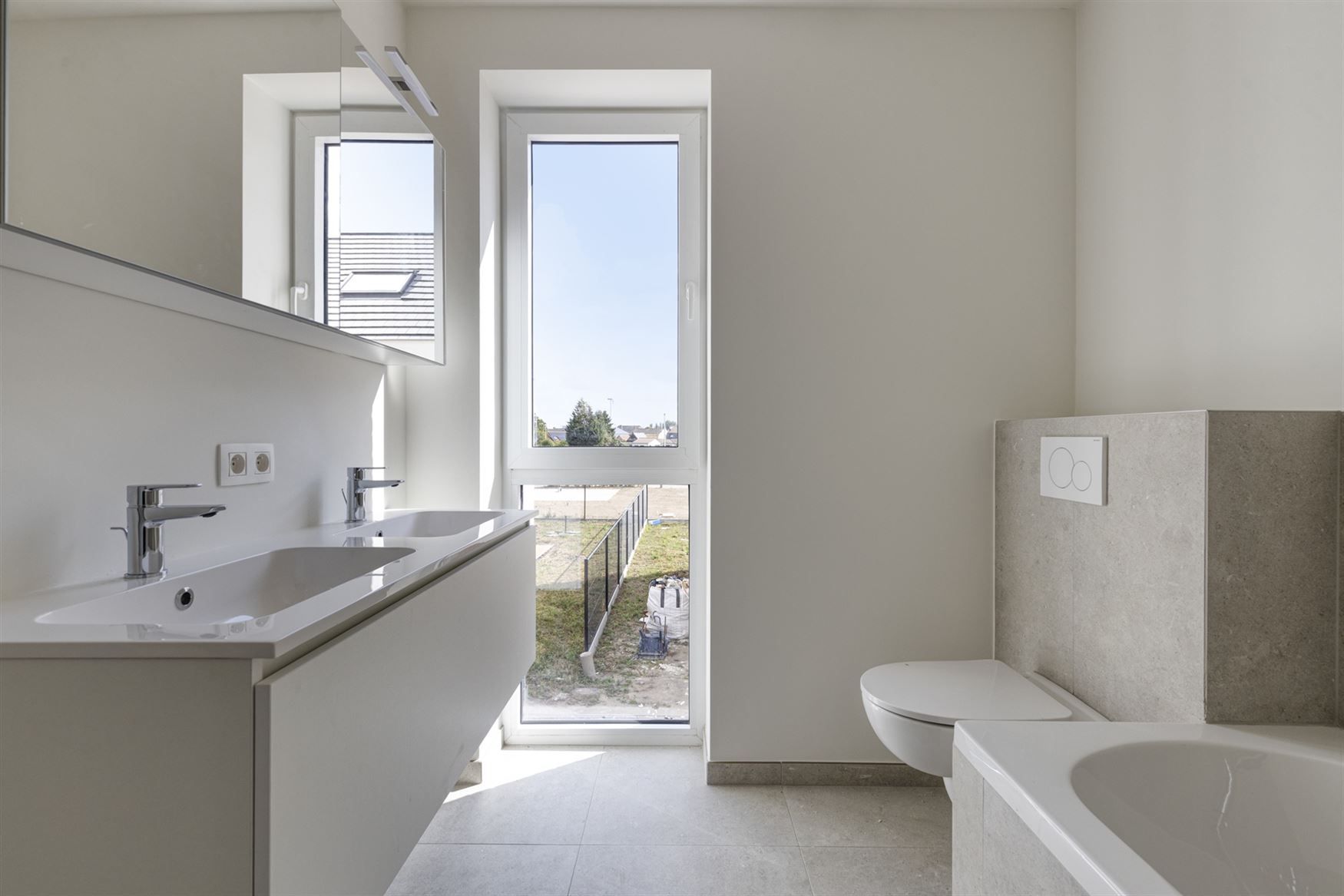 Stijlvolle nieuwbouwwoning foto 10