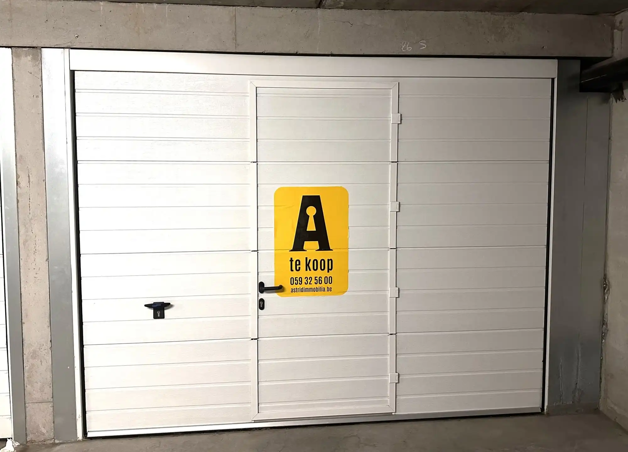 Ruime garagebox in centrum Bredene-Duinen (res. Nautica) foto 2