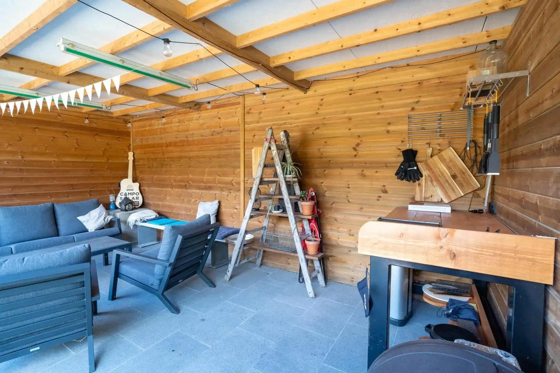 Goed onderhouden gezinswoning op een rustige ligging met zonnig terras en tuin foto 28