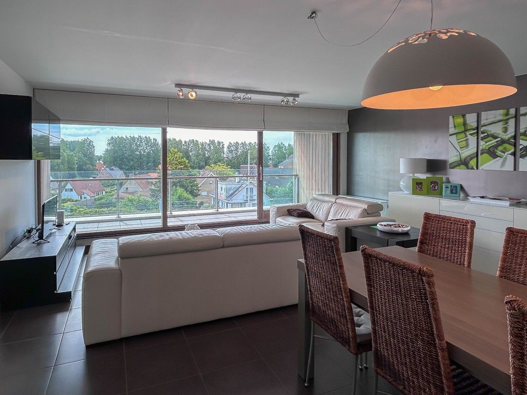 Luxueus appartement met twee slaapkamers te koop! foto 2