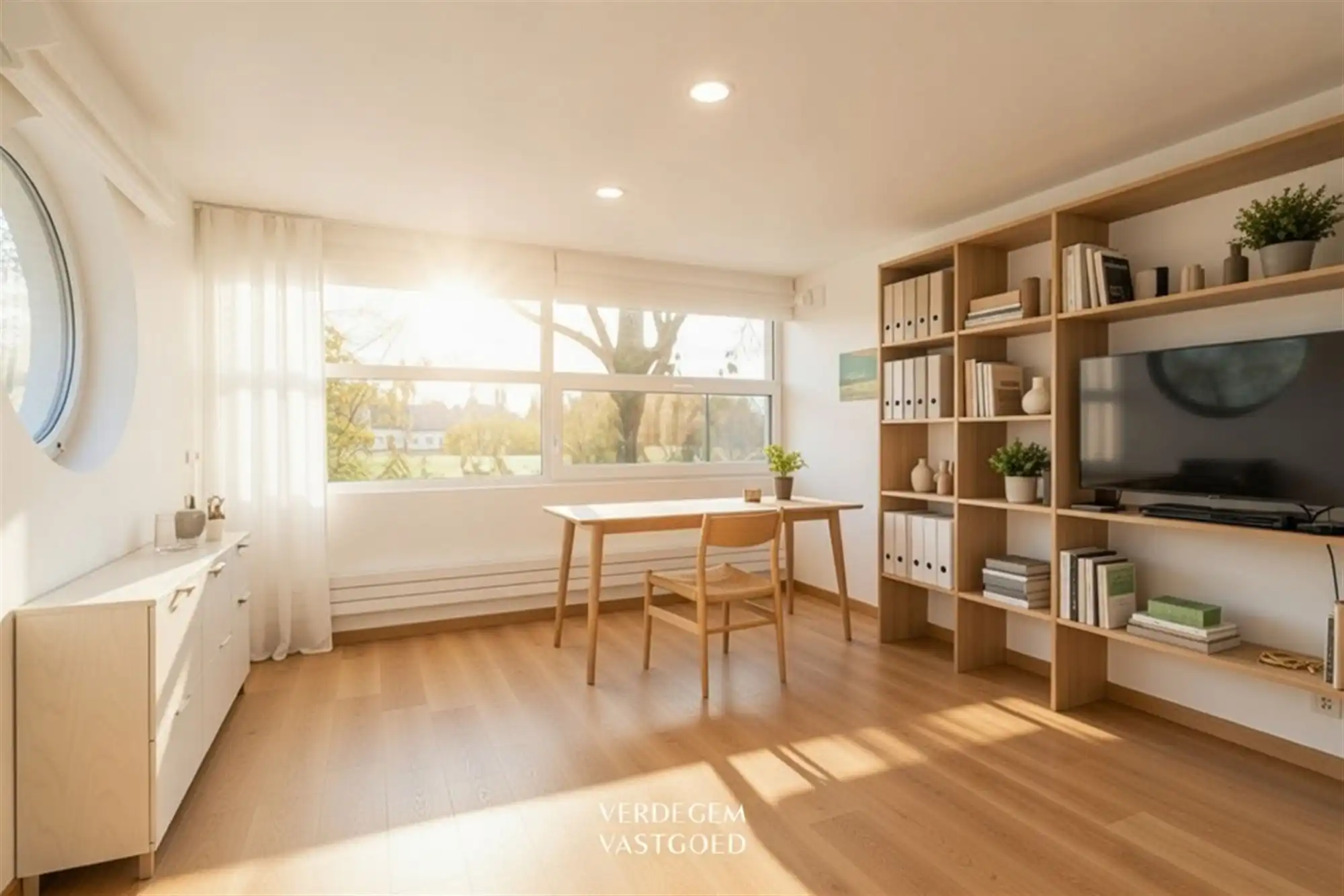 Architectenvilla met aparte studio / atelier en mooie zichten foto 6