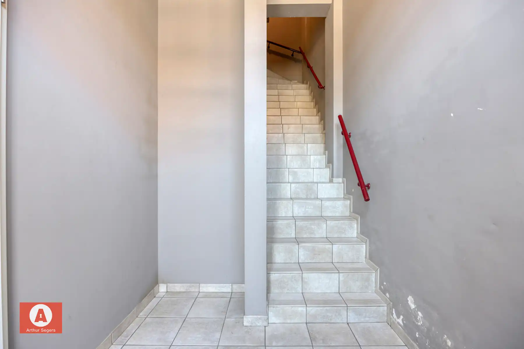 IN OPTIE - Ruim & energiezuinig appartement mét ruime beneden-berging. foto 3