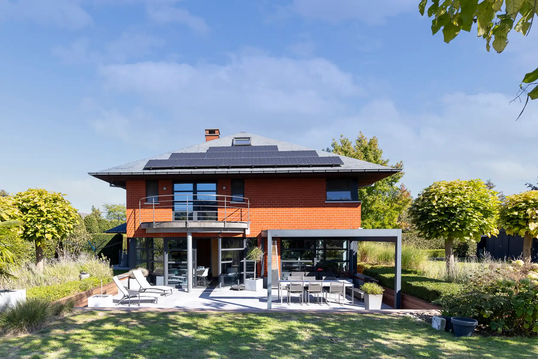 Stijlvolle villa met 5 slpks, bureau en dubbele garage foto 21