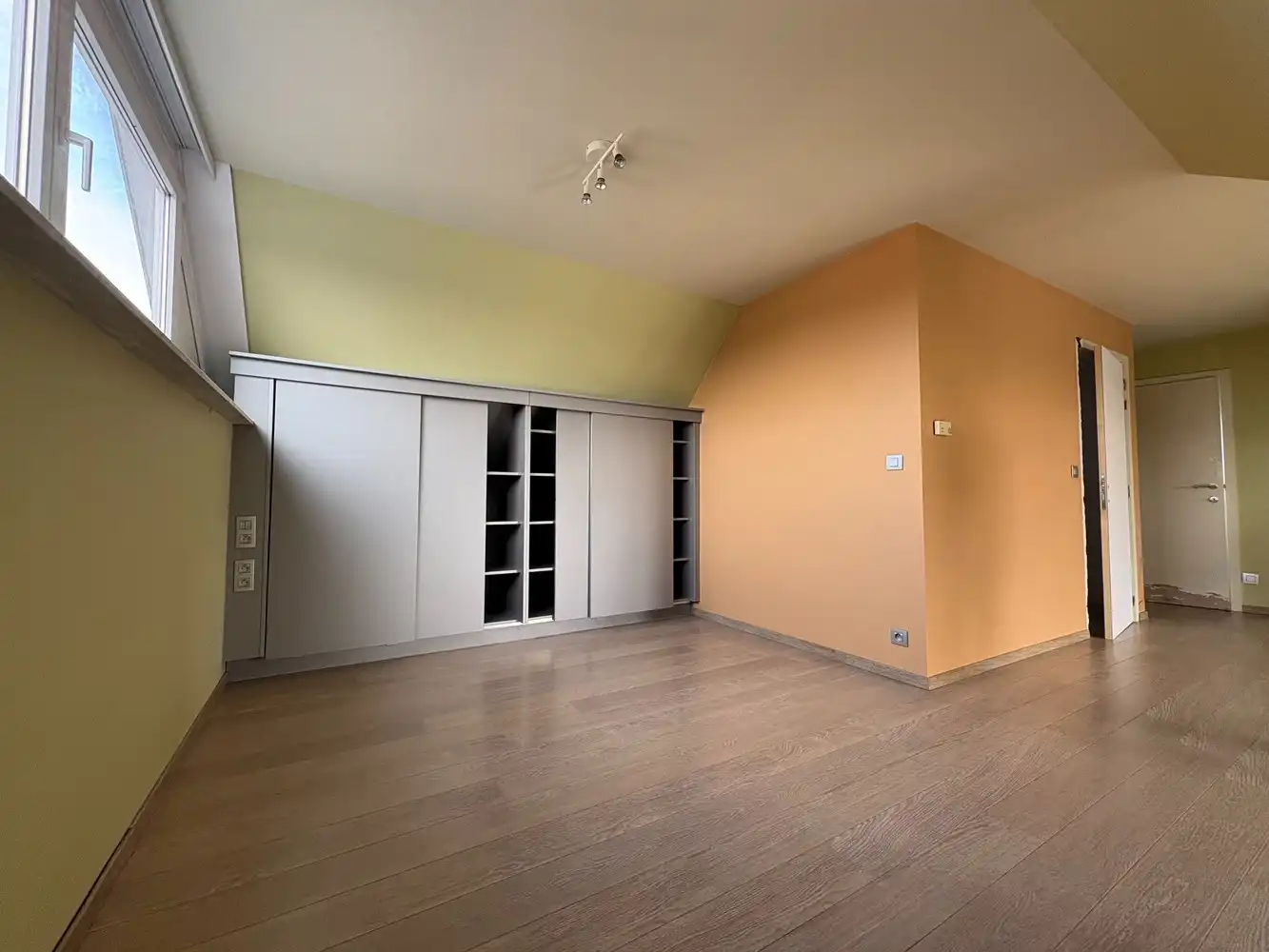 Instapklare appartement in hartje Torhout foto 5