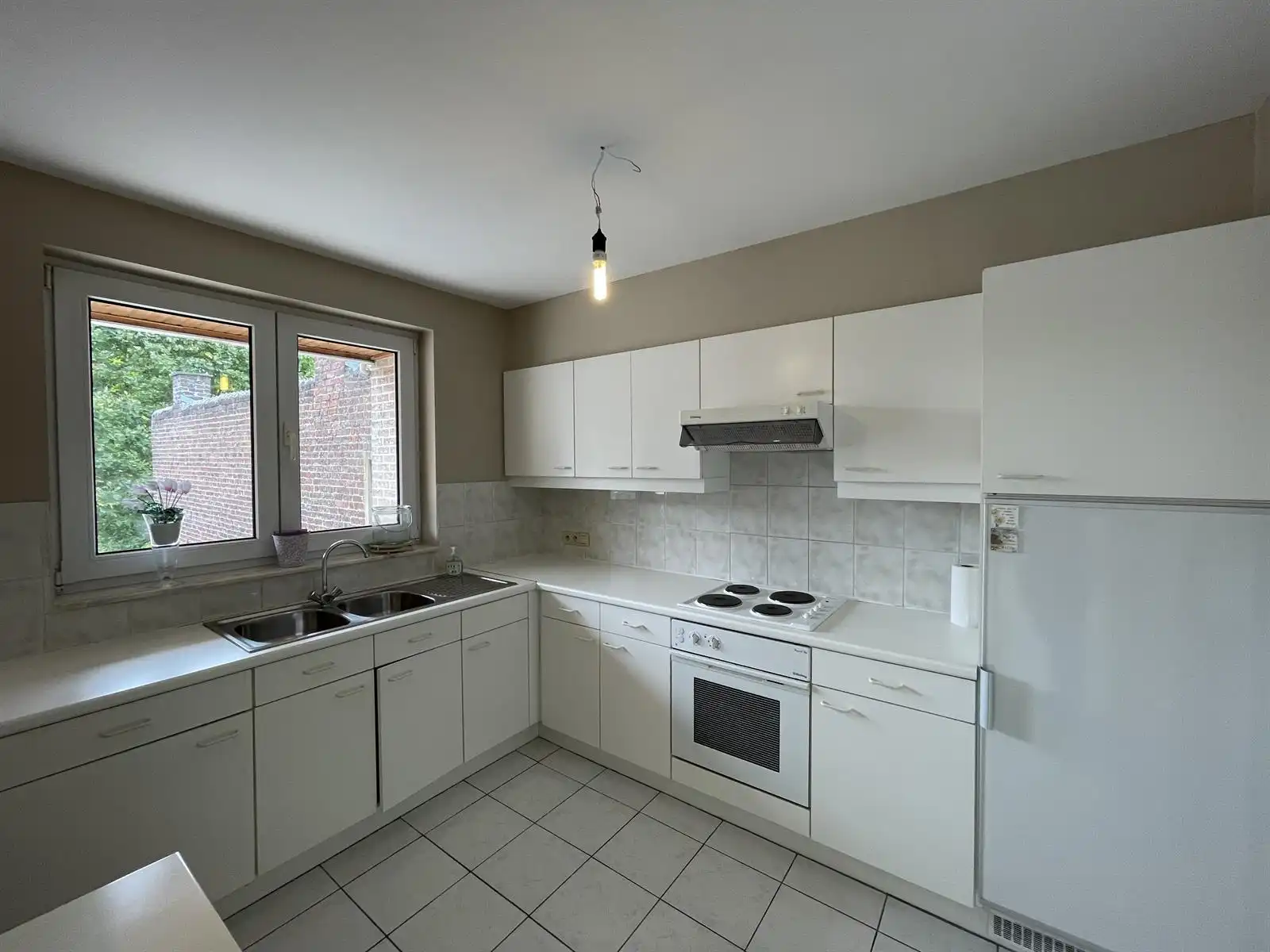 LEDE - Ruim appartement vlakbij het centrum foto 3