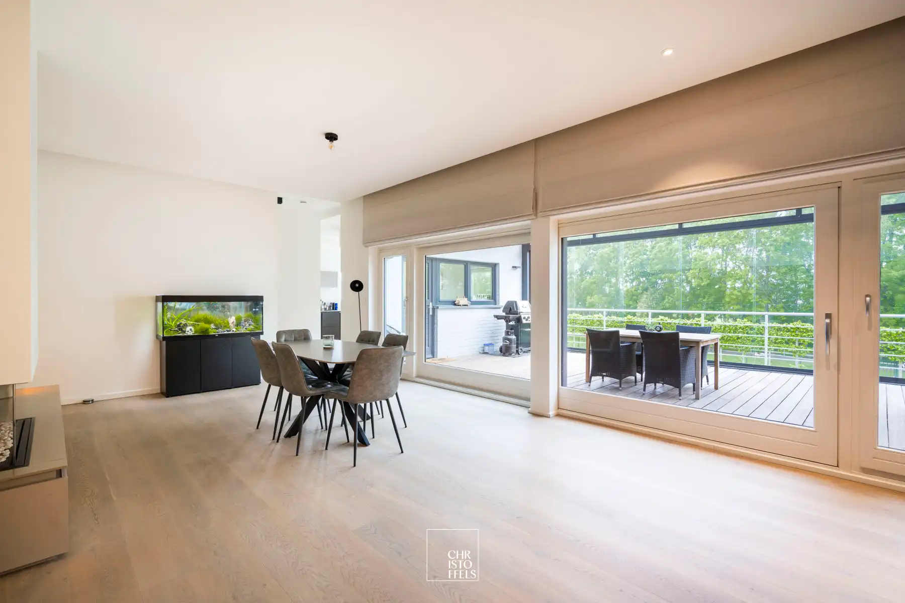 Multifunctioneel bedrijfsgebouw op 4.091 m² met bedrijfshal van ca. 1.846 m², kantoren van ca. 187 m² en conciërgewoning van ca. 244 m² foto 7