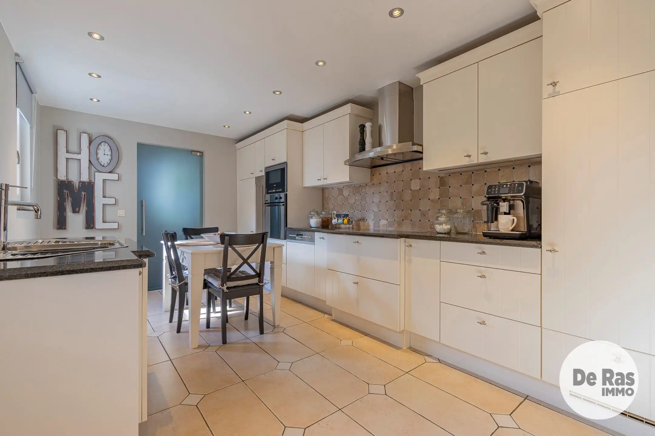 HOFSTADE –Zeer verzorgde woning met gezellige tuin en 3 slpk foto 6