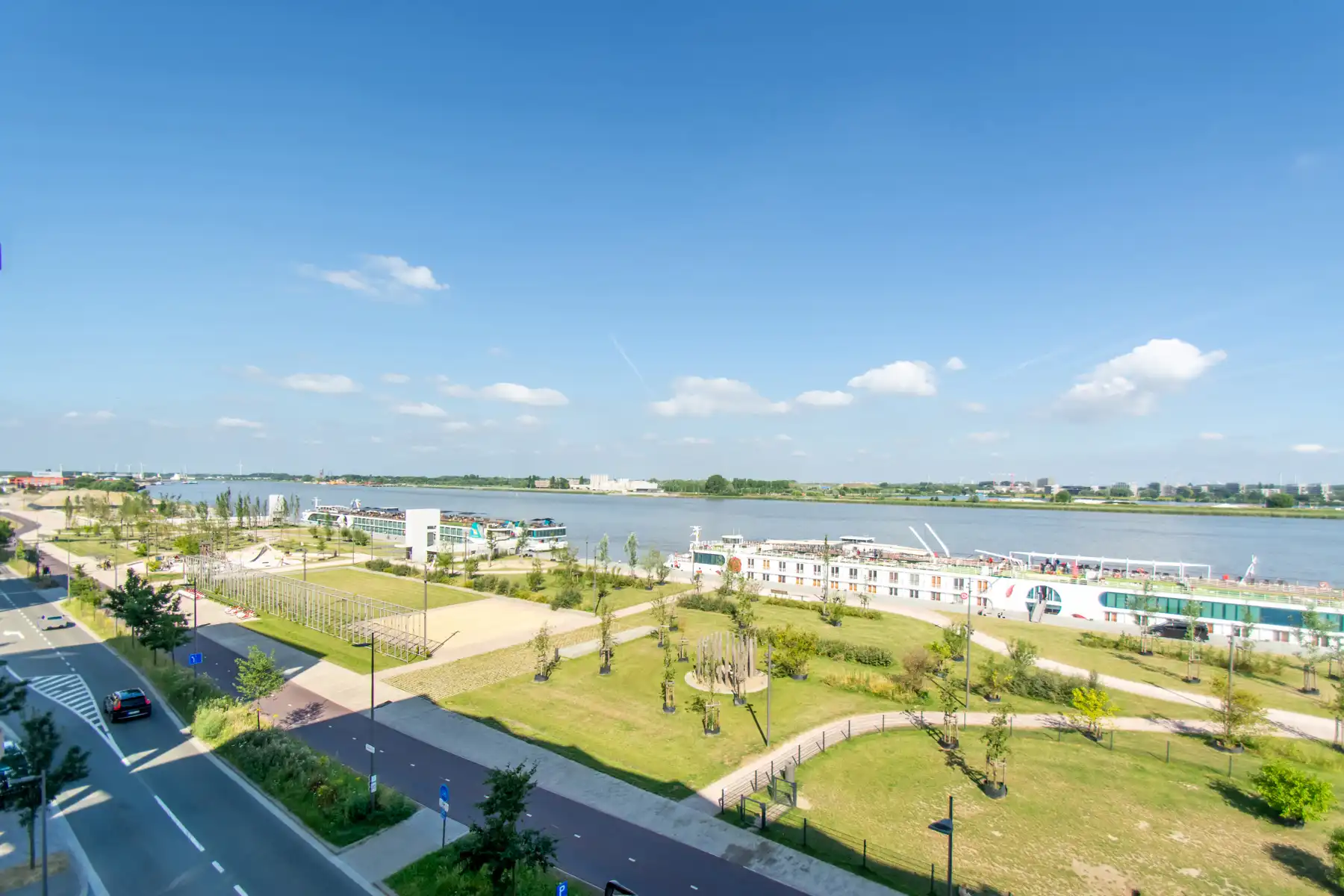 2-slaapkamer appartement met zicht op Schelde  foto 5