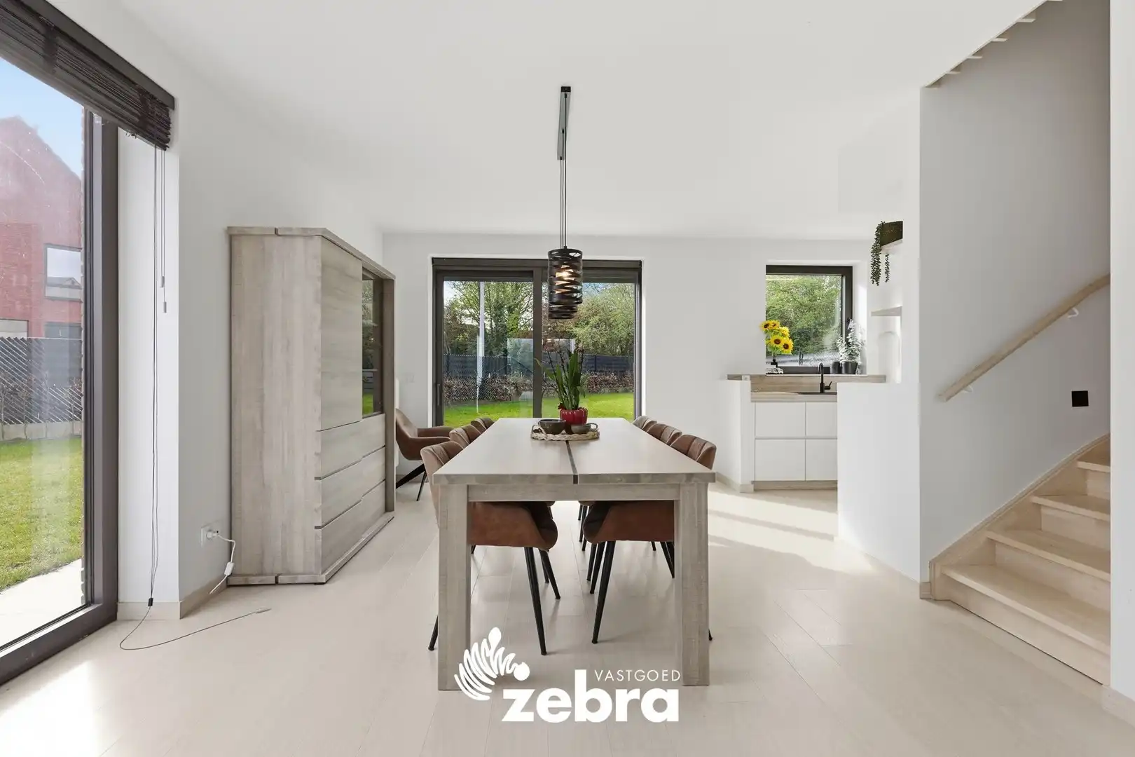 Recente moderne woning (2024) met 4 slaapkamers en tuin in Tielt! foto 10