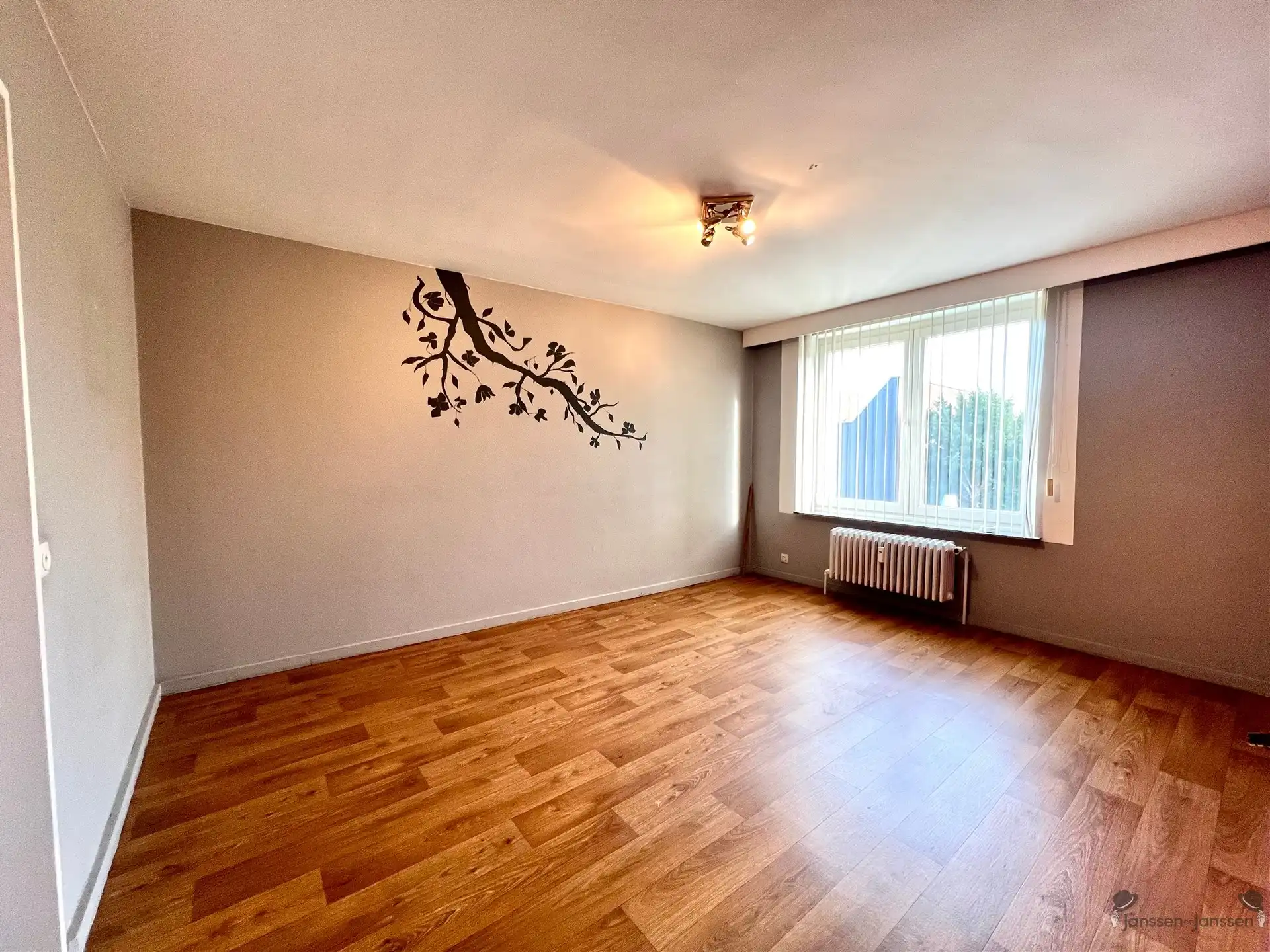 Centraal gelegen appartement op de 2de v  foto 3