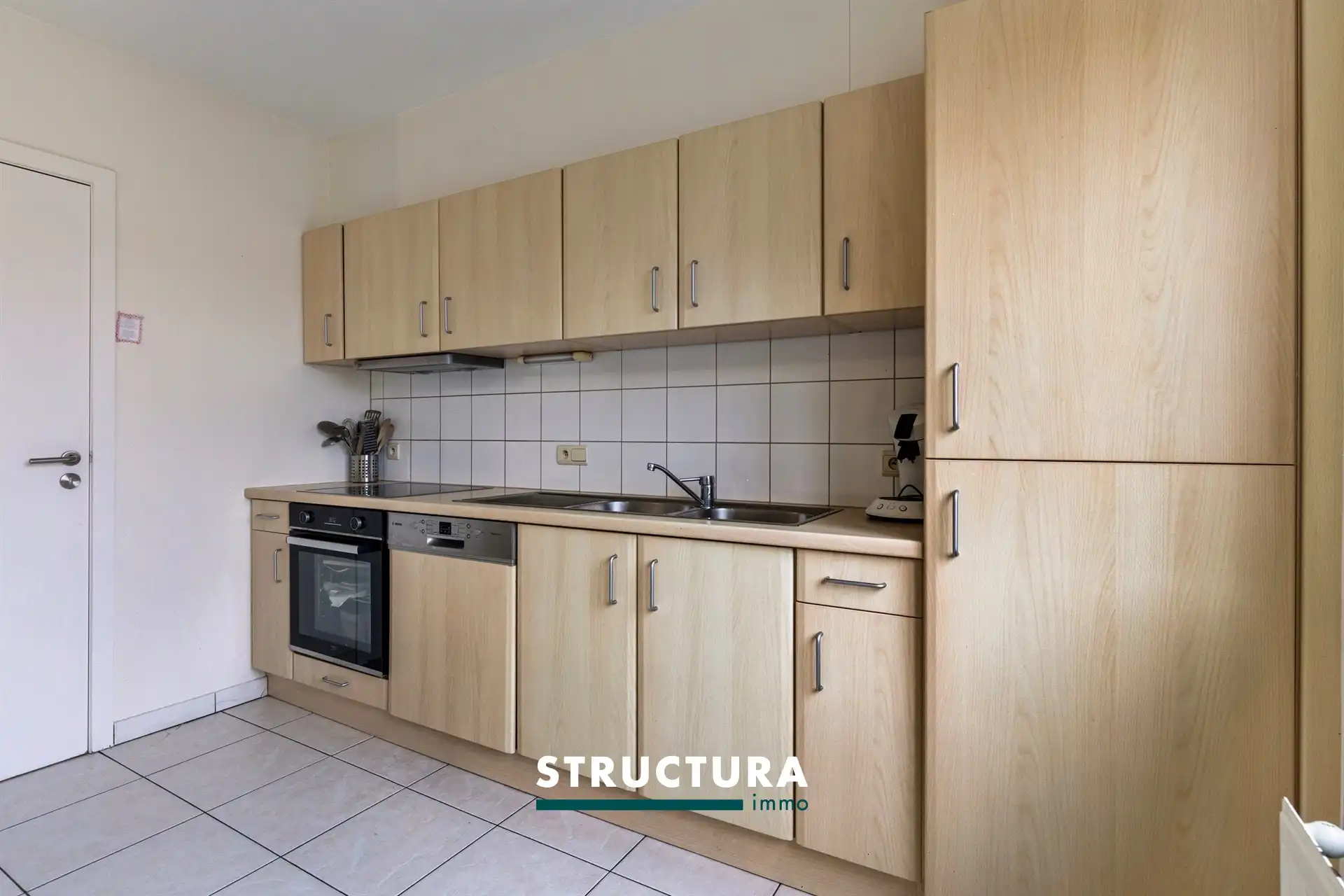 Duplex-appartement vlakbij centrum en openbaar vervoer! foto 8
