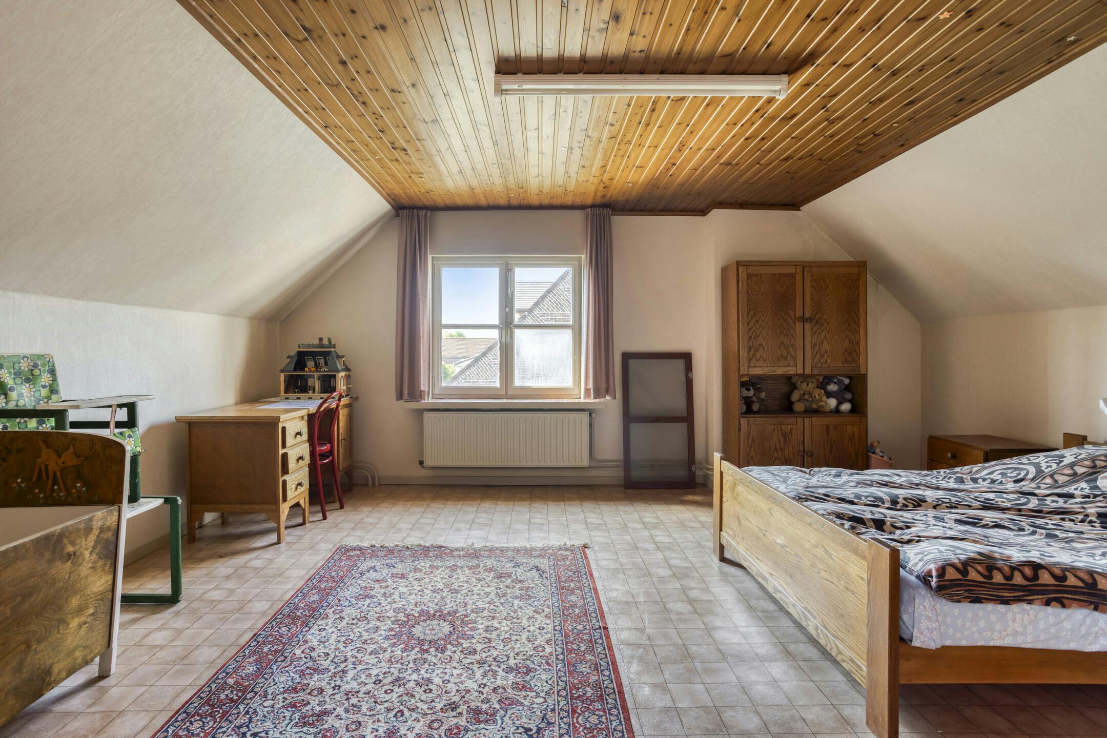 Karaktervolle villa op ruim perceel te koop in Roeselare foto 17