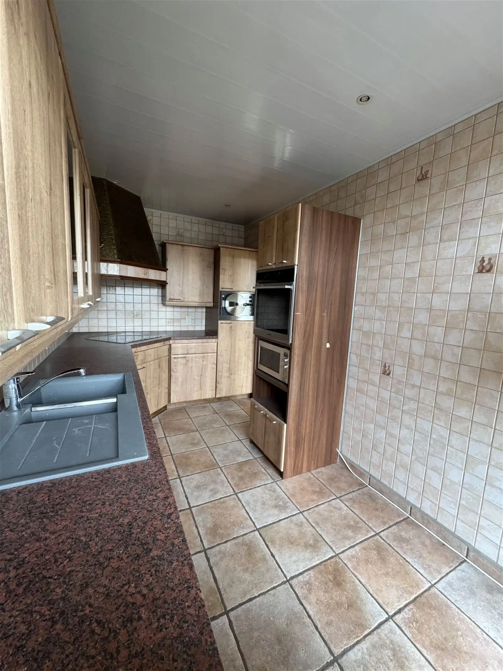 Zeer gunstig gelegen appartement met 2 terrassen op 5e vd. foto 4
