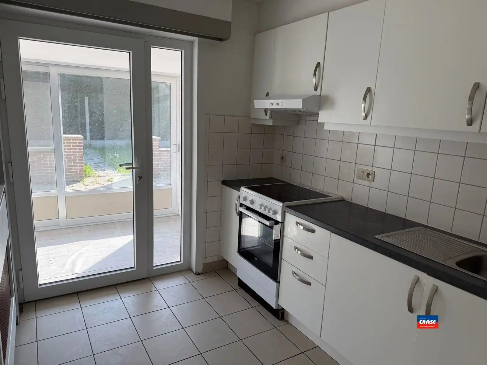 HOB met 3 slpks, garage en tuin foto 7