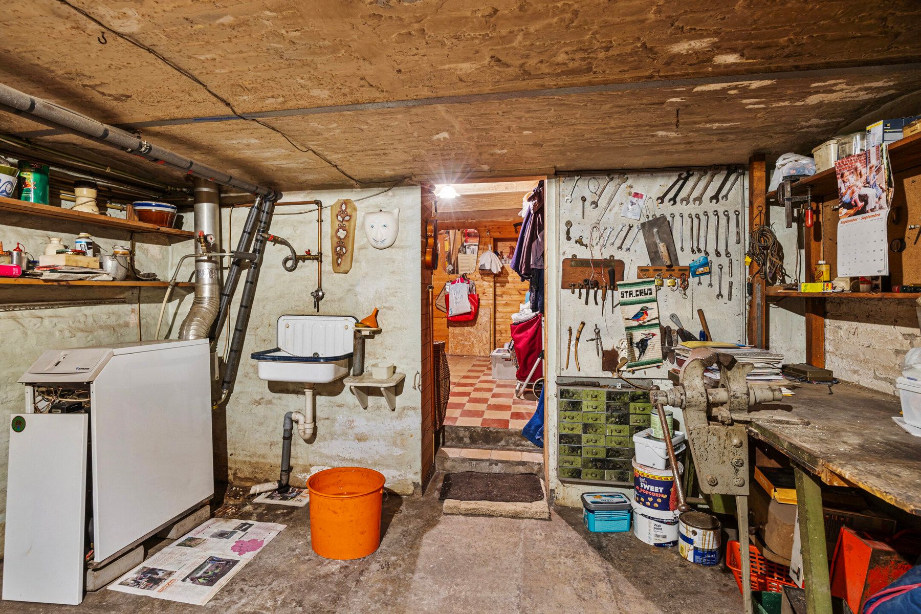 Gezinswoning met 2 slaapkamers, kelder en veranda in Jette foto 20