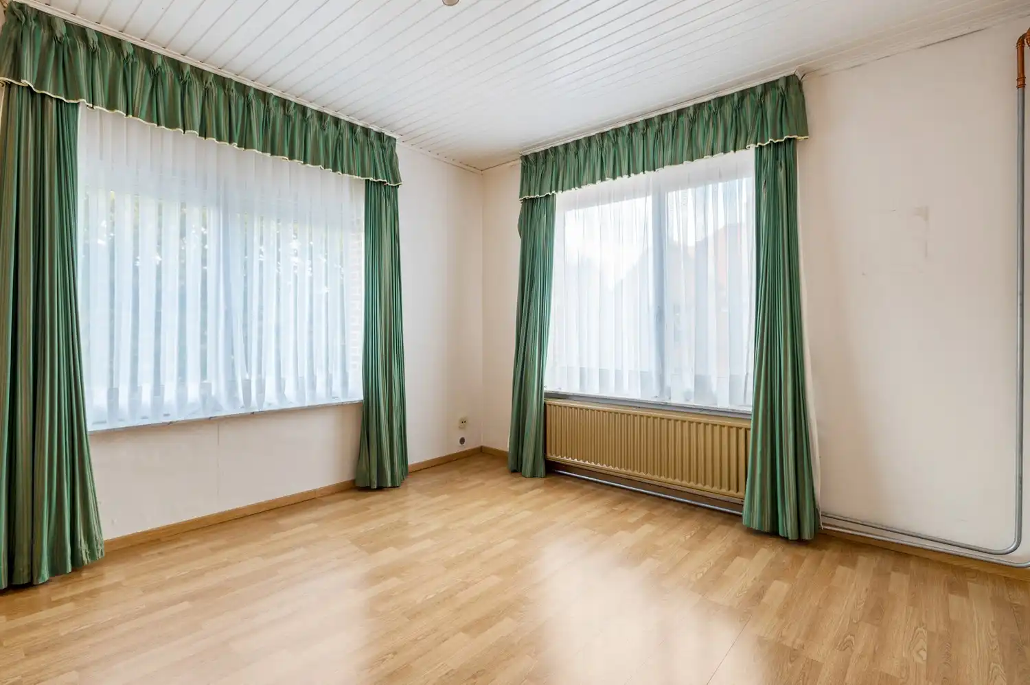 Te renoveren woning op toplocatie te Lier! foto 14