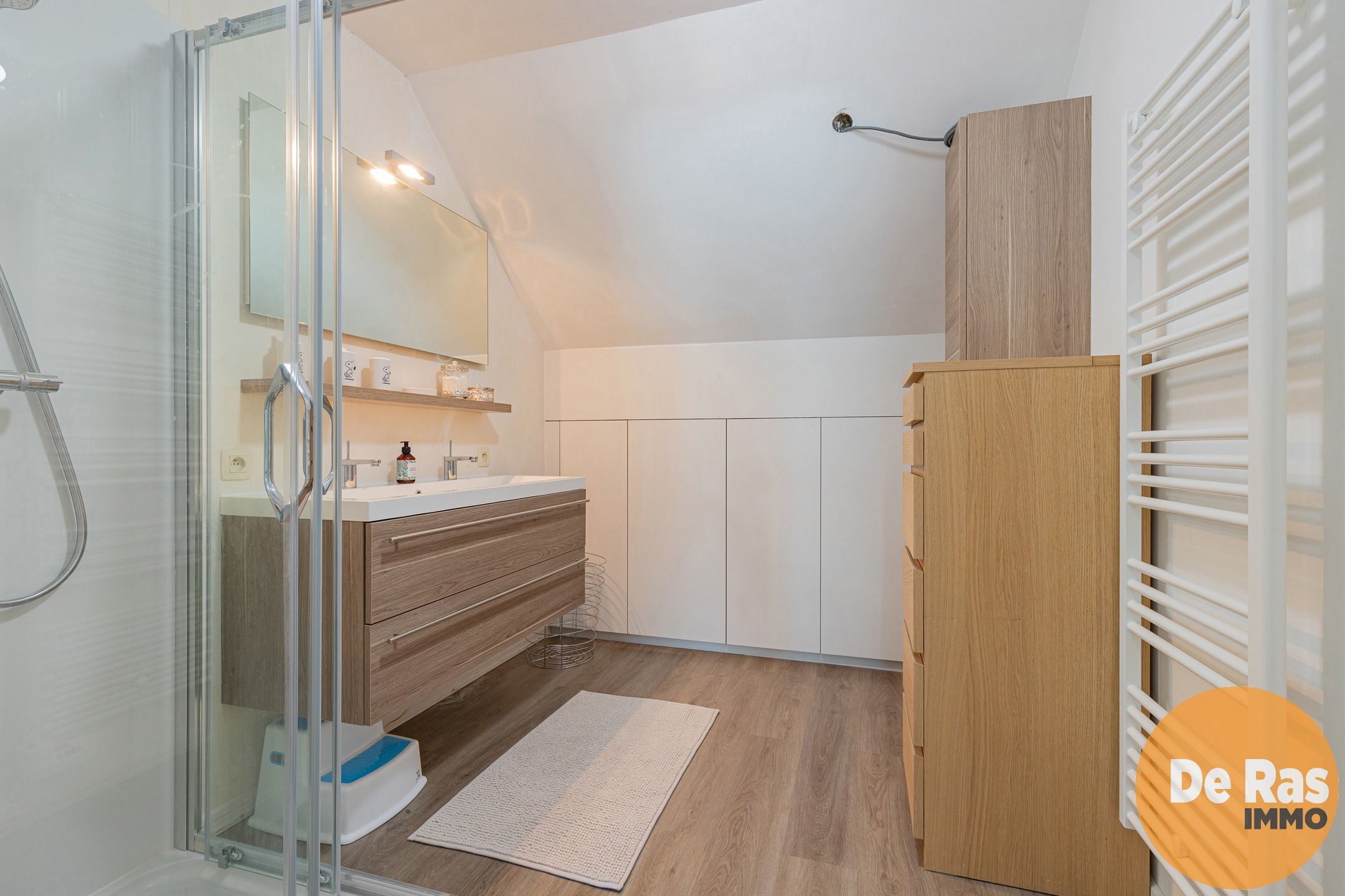 HELDERGEM - Energiezuinige woning met 4 slpks en 2 badks foto 19