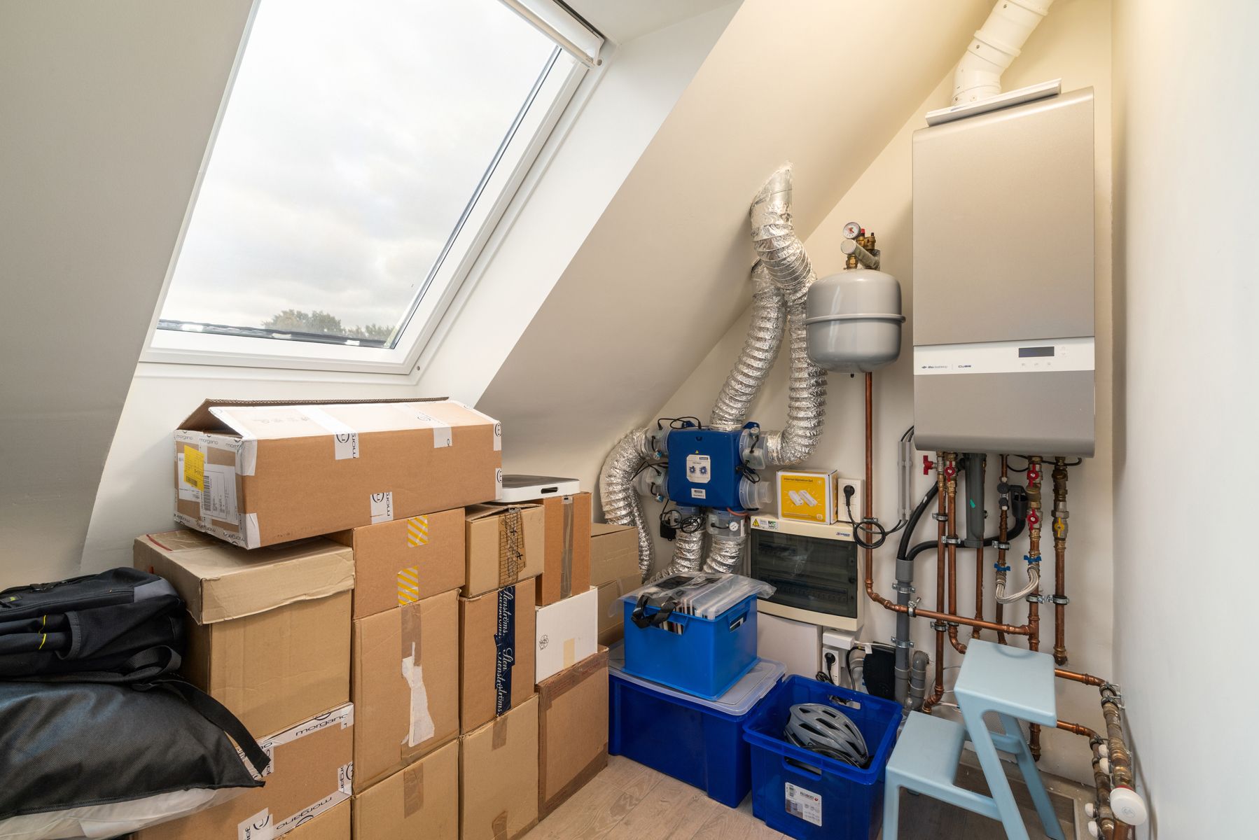 Instapklaar appartement met twee slaapkamers en staanplaats! foto 12