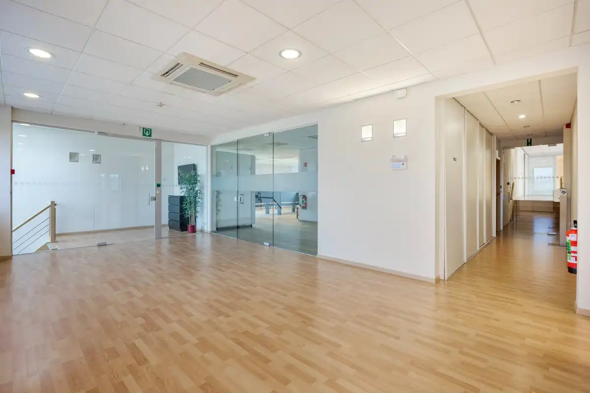 Kantoor te koop in het industriepark te Haasrode/Heverlee met 14 parkings - opp. 626 m² - verkoop van aandelen foto 6