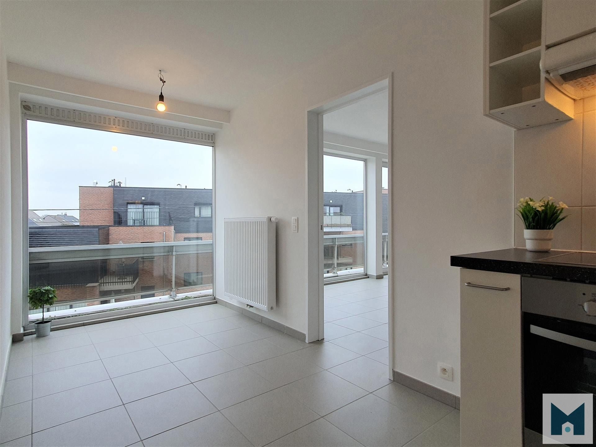 Ruim, modern appartement met 3 slpks te Buggenhout! foto 7