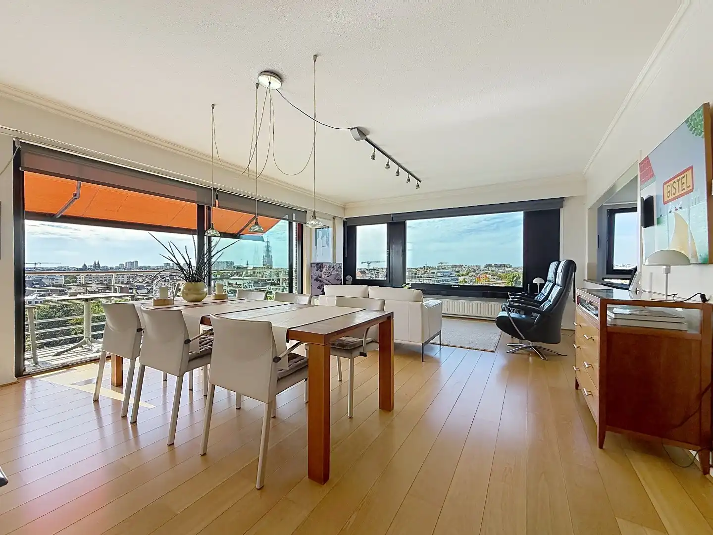 Uitzonderlijk goed gelegen instapklaar appartement met prachtig zicht op jachthaven  foto 4