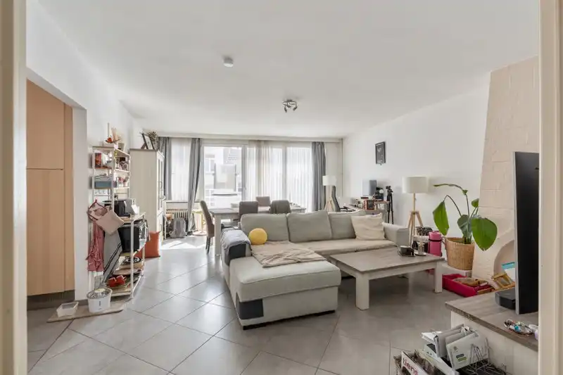 Zeer goed gelegen appartement met 2 slaapkamers foto 4
