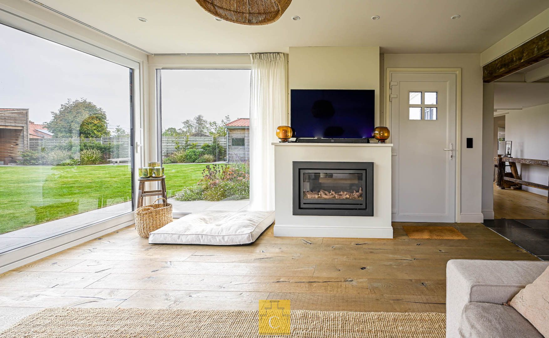 knap gerenoveerde gezinswoning, landelijke stijl met eigentijdse toets, met zonnige tuin en parking foto 8