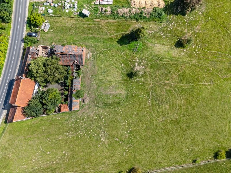 Te renoveren en te verbouwen authentieke vierkantshoeve uit de 18e eeuw foto 4