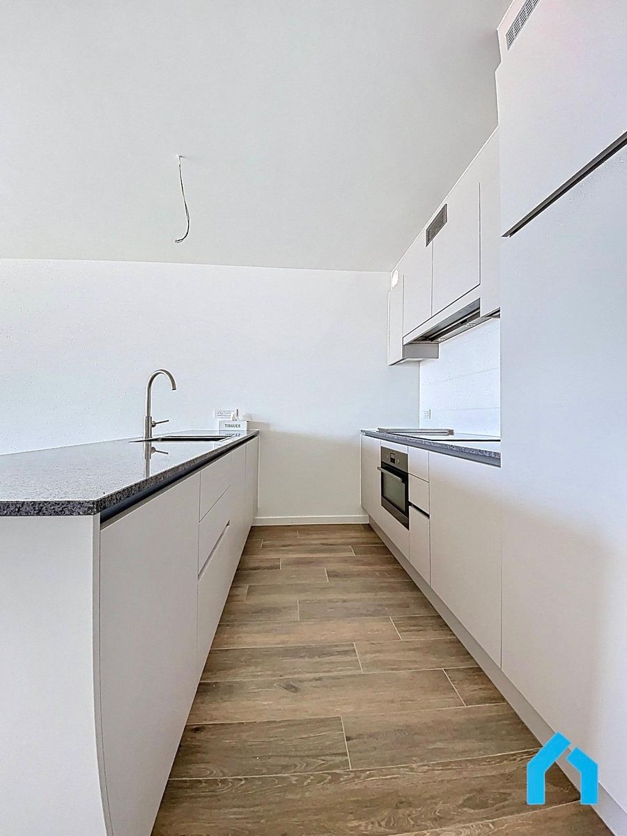 High-end nieuwbouwappartement met adembenemend zeezicht te koop foto 9