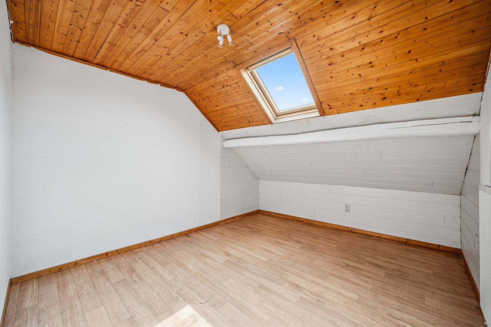 2 vergunde appartementen of 1 huis pal in centrum Herk-de-Stad foto 16