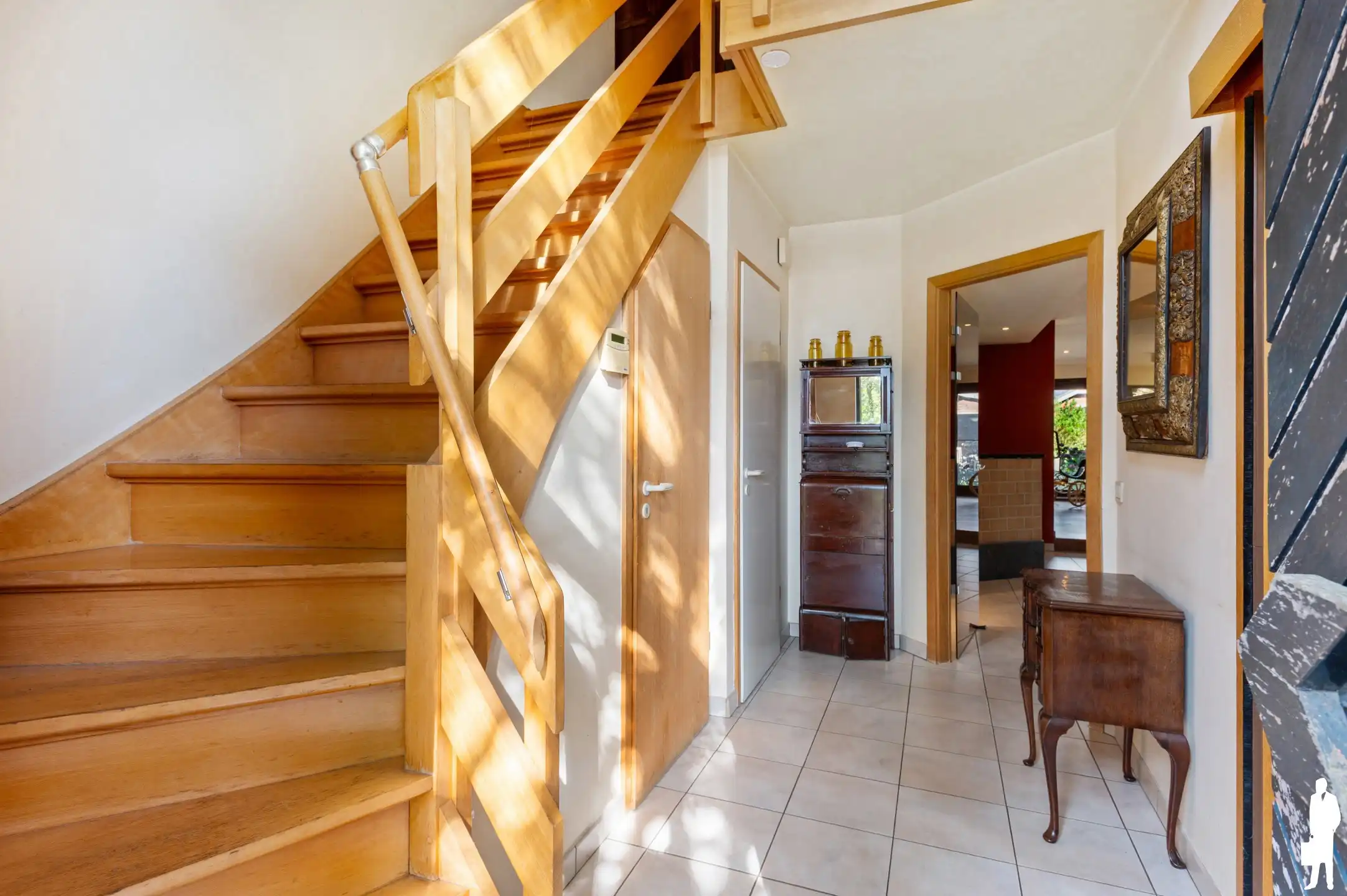 Te renoveren villa in doodlopende straat  foto 13