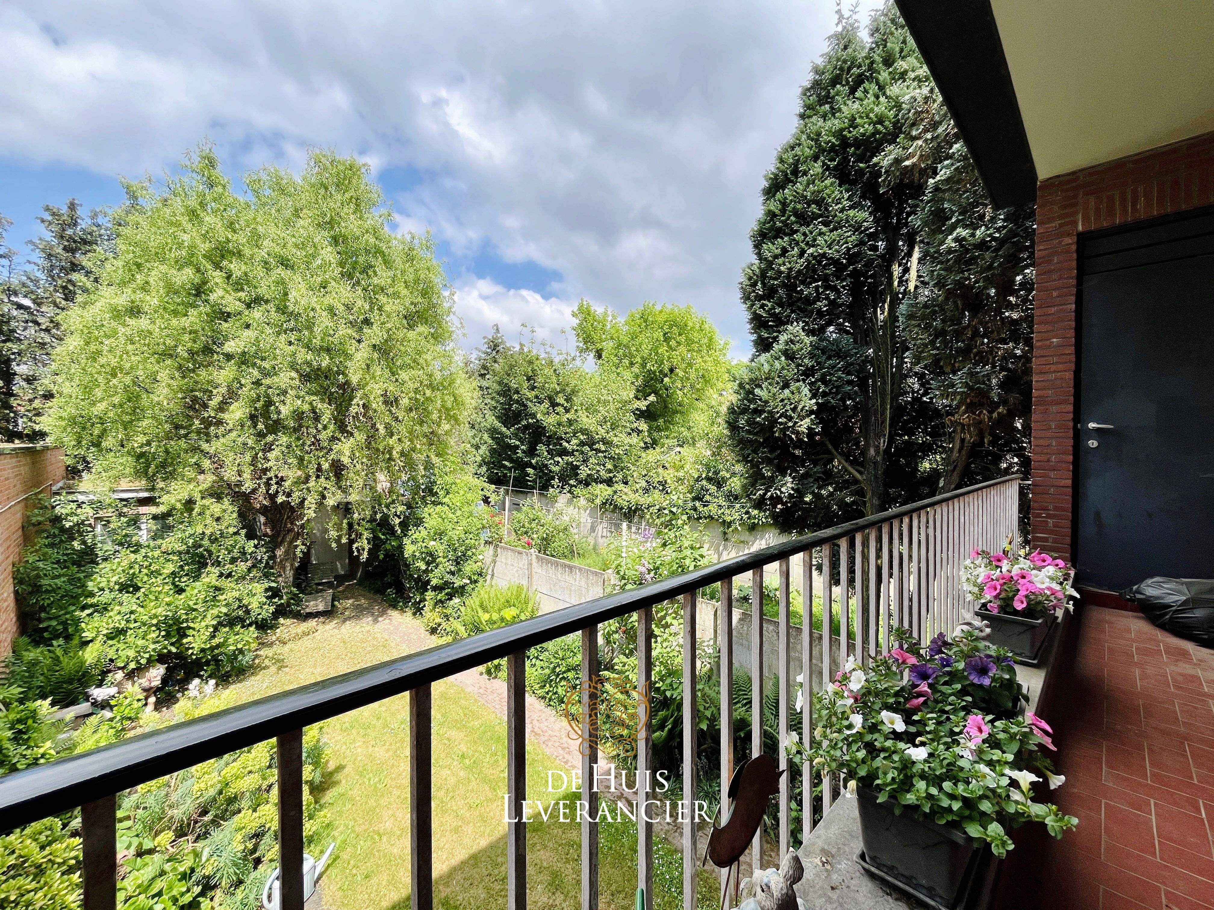 Wonen in het hart van Wilrijk met ruimte voor meer dan alleen een warme thuis foto 7