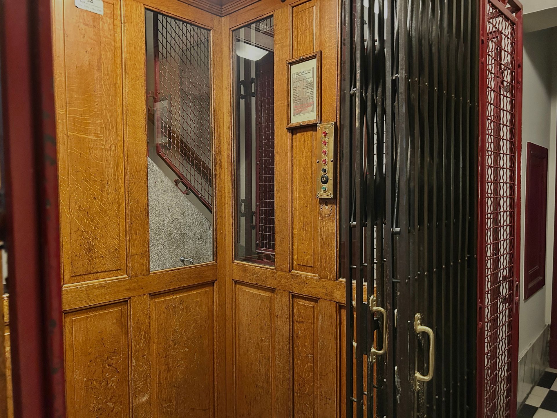 All-in, gemeubeld 2-slpk.app. in de Theaterbuurt foto 20