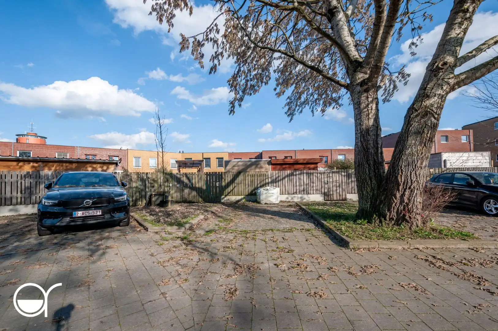 Woning met 3 - 4 slaapkamers met zonnige tuin foto 22