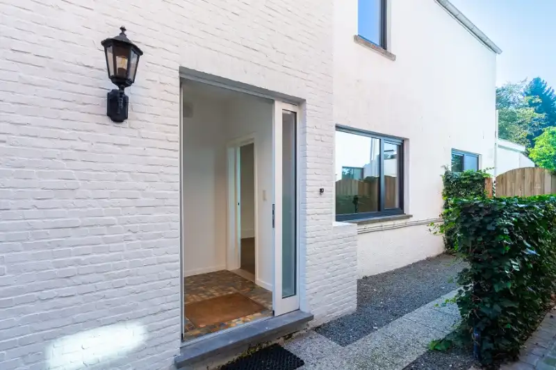 Gezinswoning te huur nabij centrum Brasschaat! foto 3