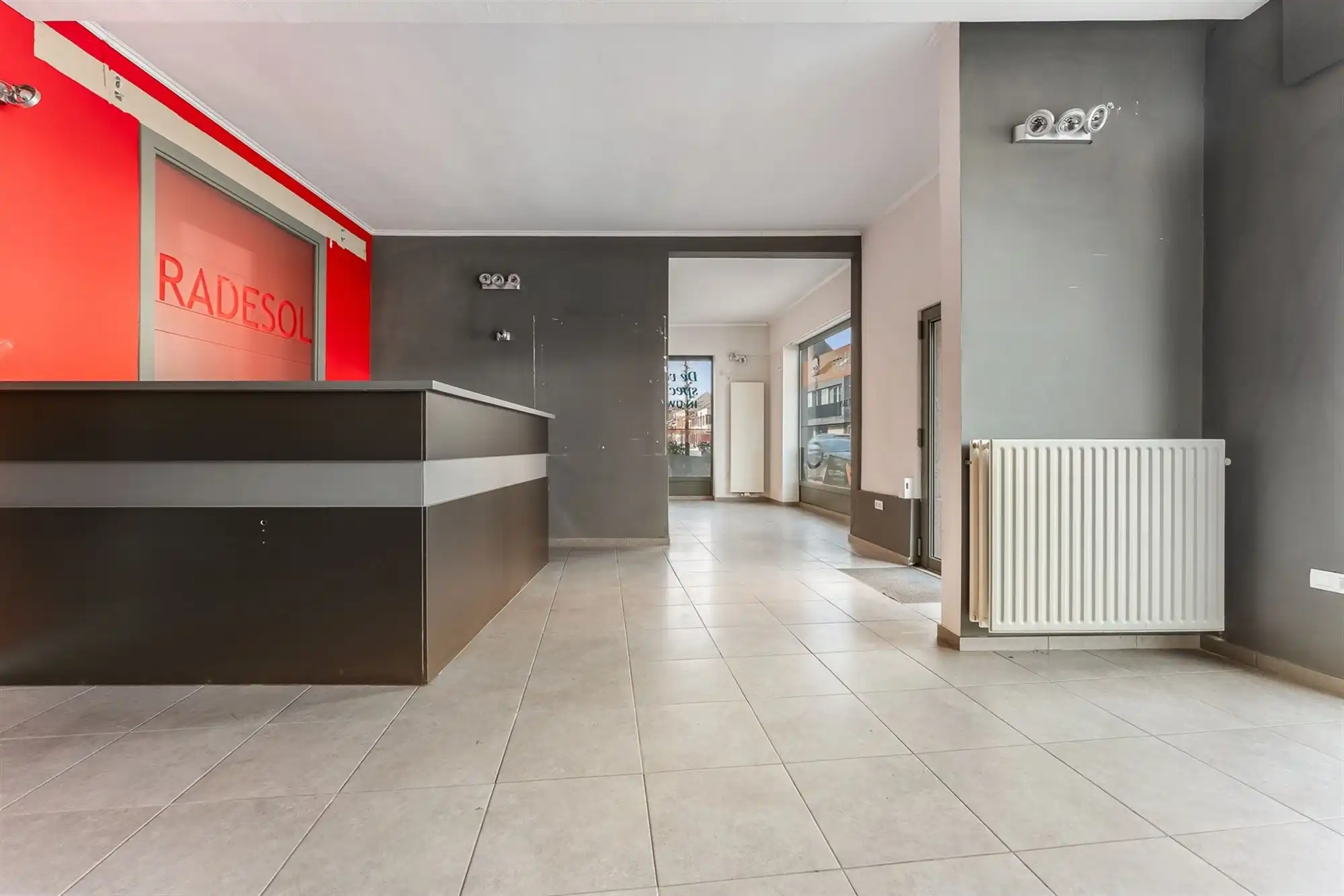 HANDELSPAND OP PERFECTE LOCATIE MET ENORME VISIBILITEIT! foto 3