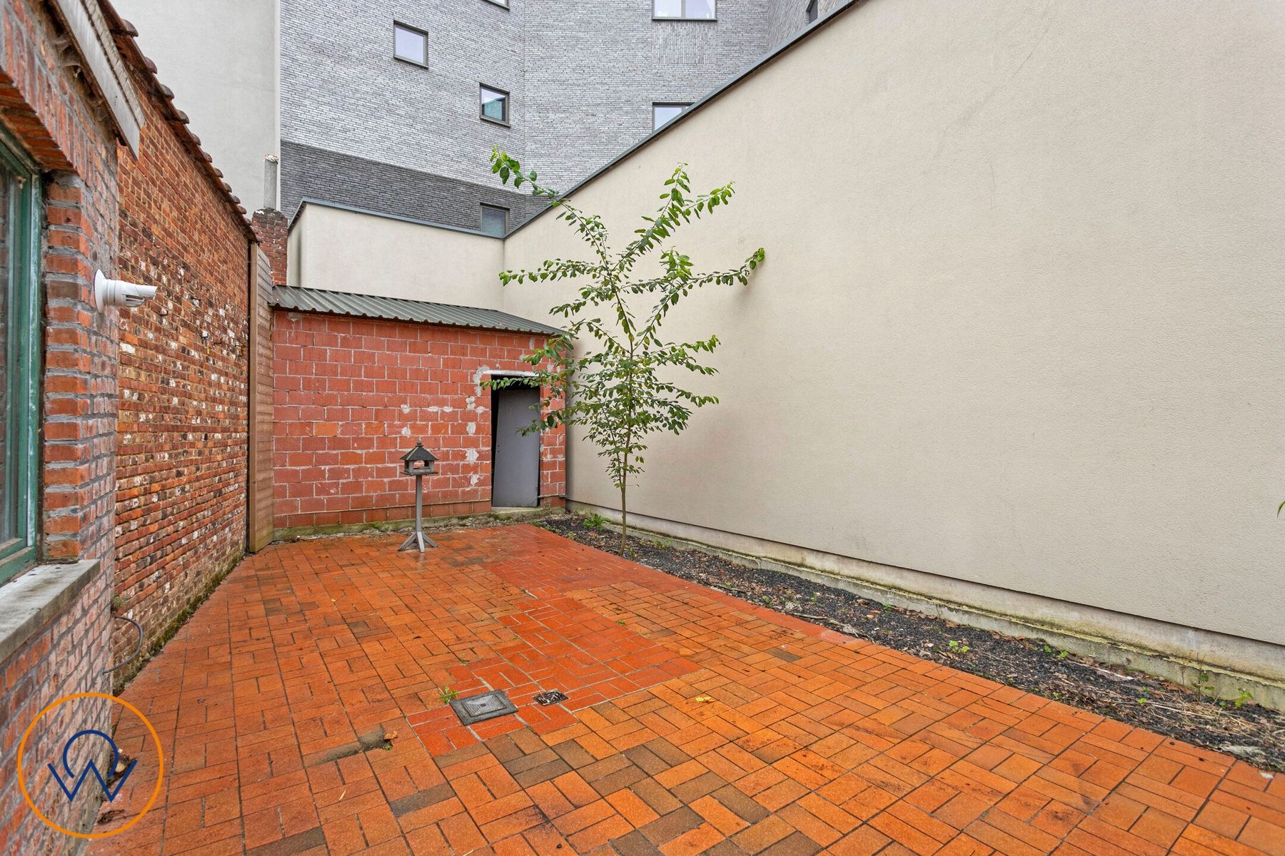 Gelijkvloerse handelsruimte in hartje Halle foto 5