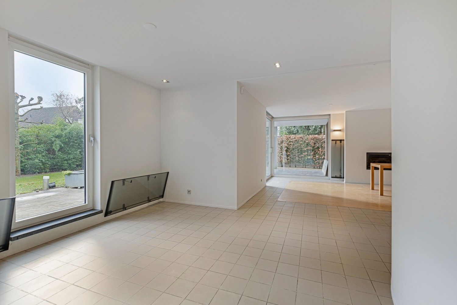 Moderne villa met ruime leefruimte, 4 slaapkamers en 2 badkamers op 13 are in gegeerde buurt Neerharen- Lanaken foto 9