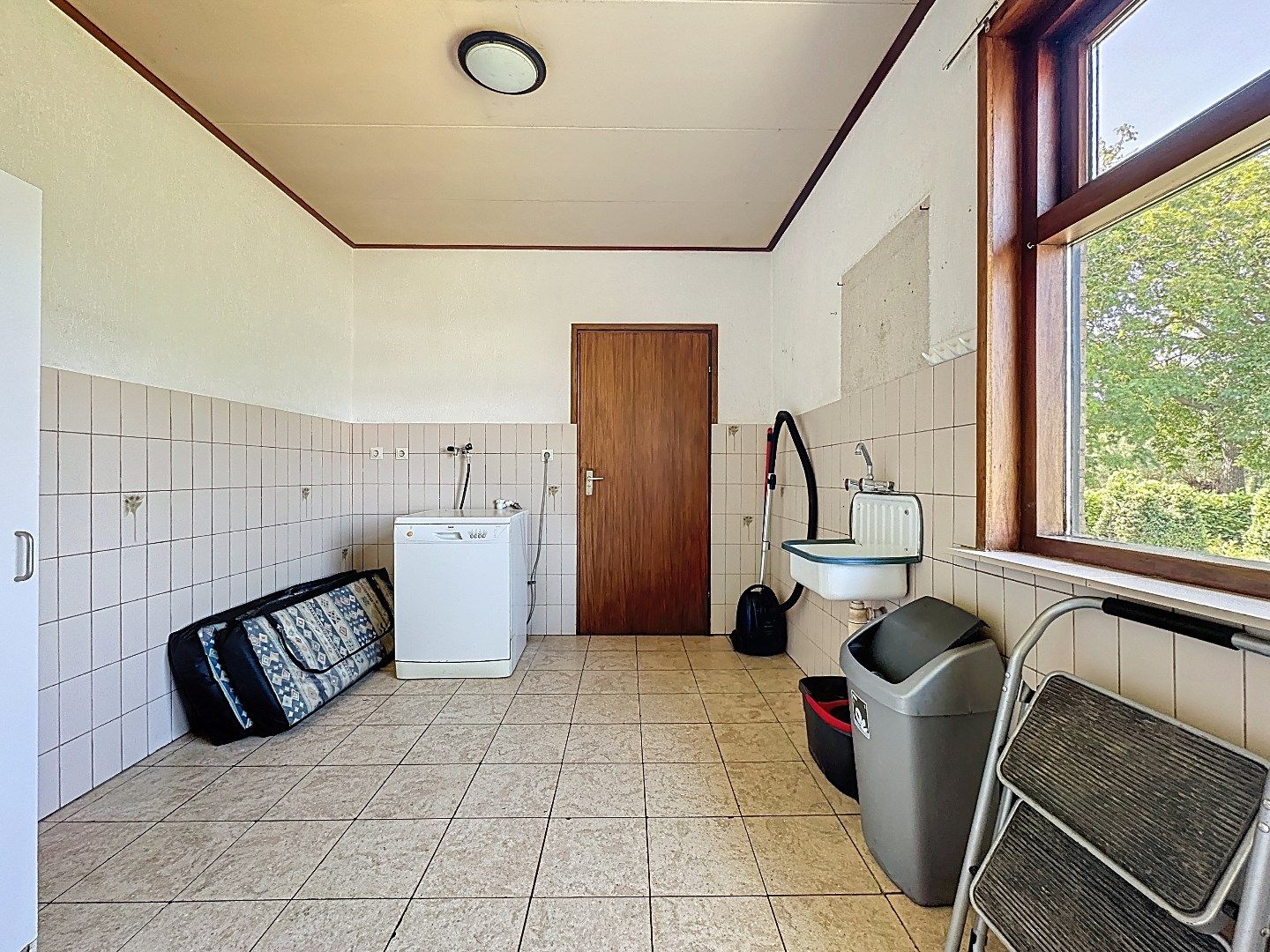 Landelijk wonen met grote schuren foto 12