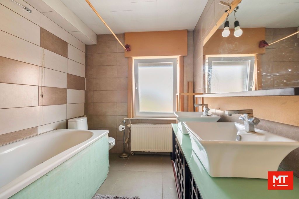 Bijzonder ruime alleenstaande woning op 1.828 m² in het centrum van Langemark foto 20