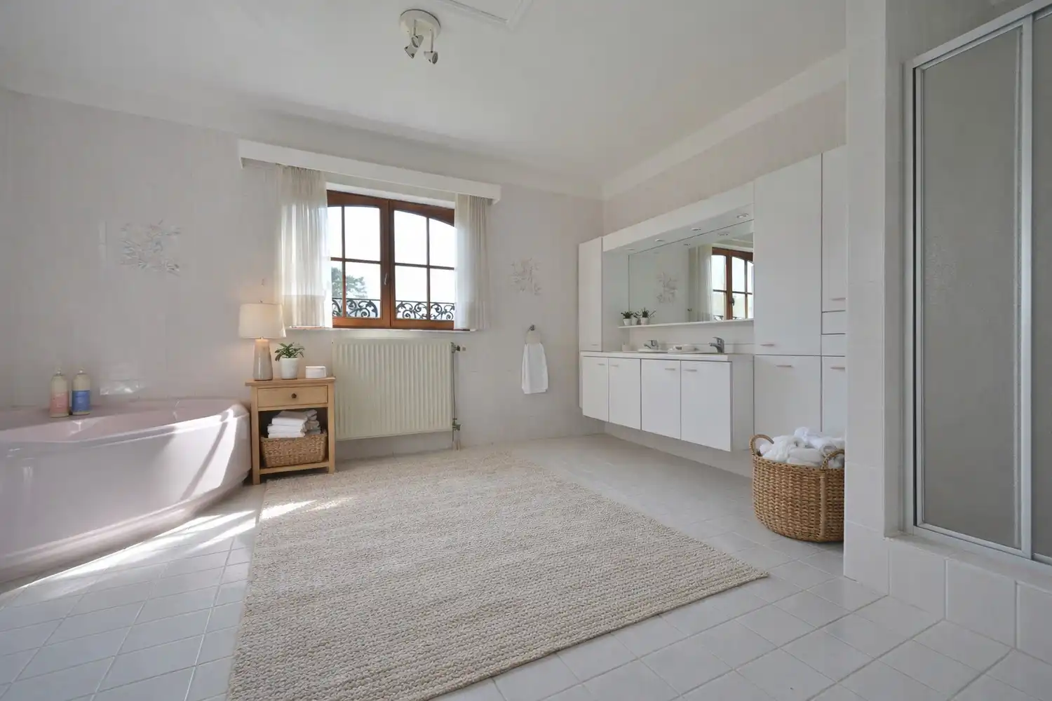 Magnifieke kasteelvilla met binnenzwembad, uniek gelegen in villawijk “Goudkust”, omringd door natuur, rust en optimale privacy foto 32