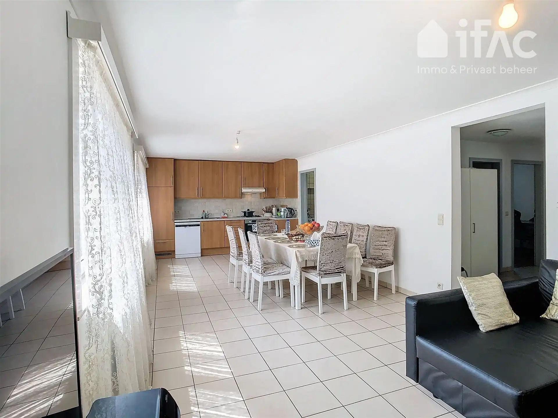 Gezellig appartement met 2 slaapkamers foto 2
