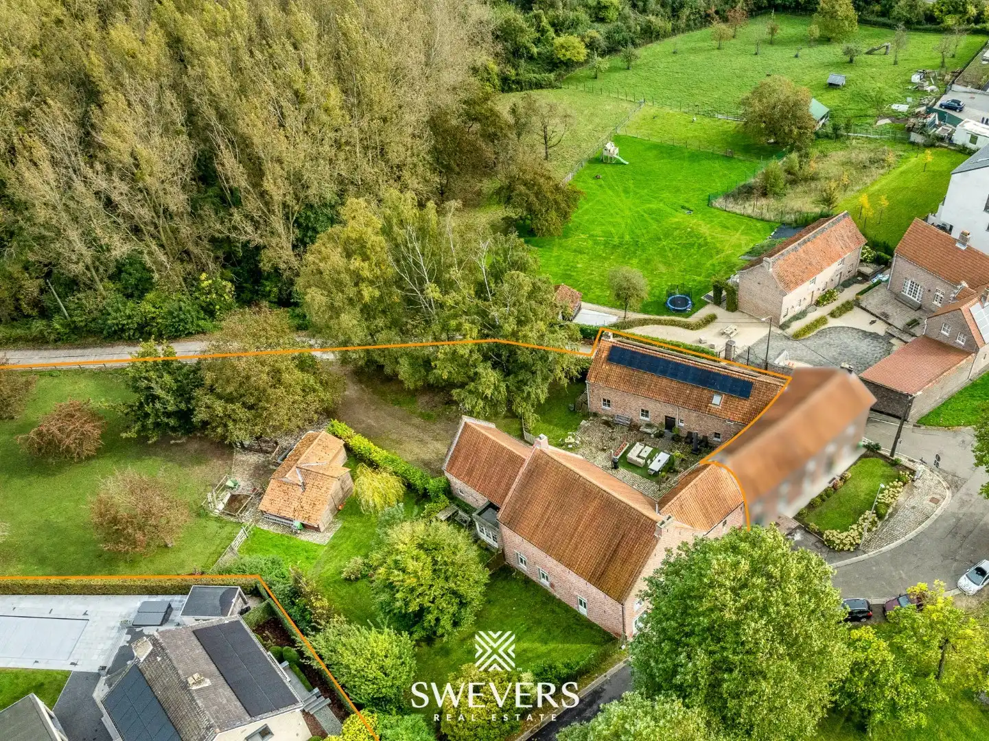 Authentieke hoeve met eindeloze mogelijkheden in Borgloon foto 2
