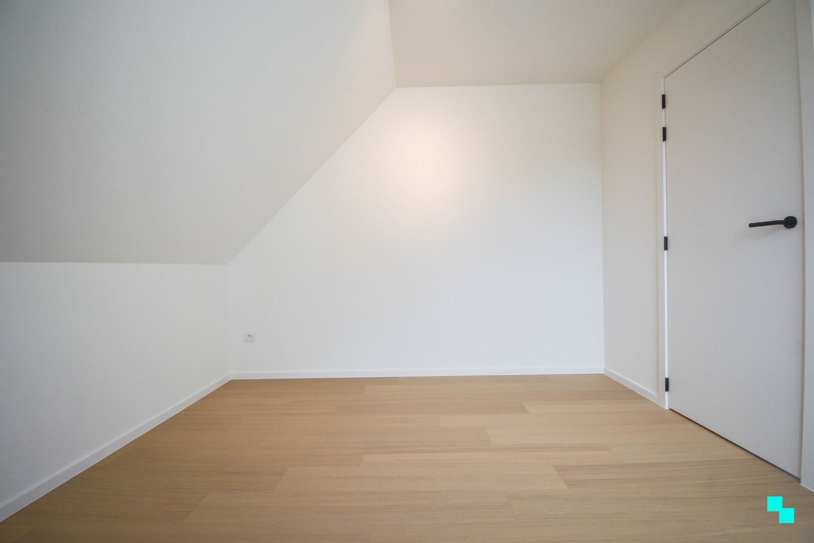Alleenstaande, nieuwbouw woning op hoekperceel te Hooglede foto 33