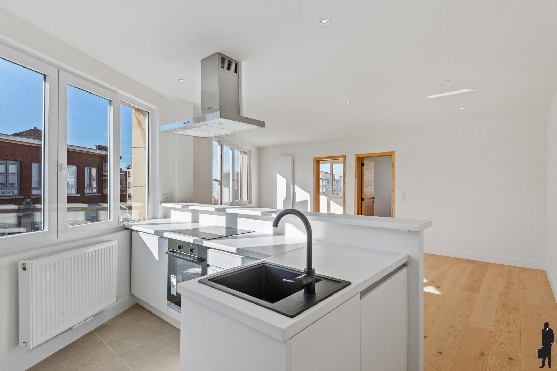 Volledig gerenoveerde opbrengsteigendom foto 6