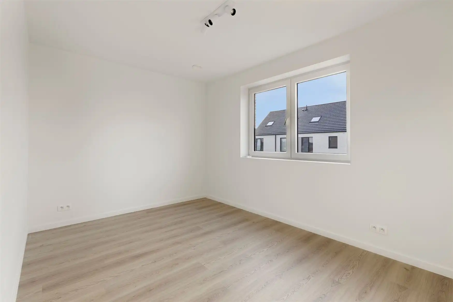 Nieuwbouwwoning foto 12